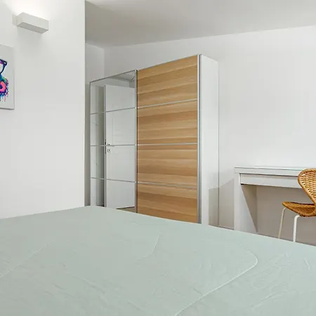 Ginepro - By And Service شقة *