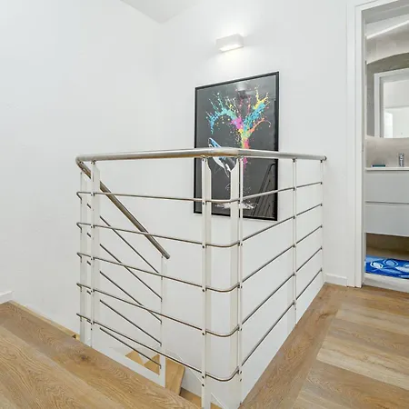 شقة Ginepro - By And Service غولفو أرانتْشي