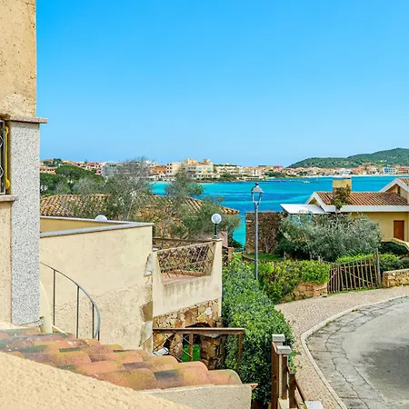 Ginepro - By And Service شقة